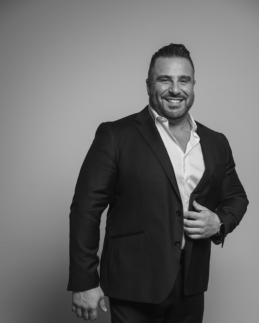 Anthony La Porta, Industrial Specialist - Sales and Leasing at
